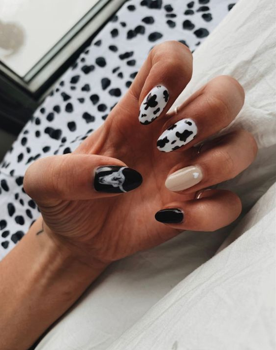 Punchy Western Nails - Punchy Nails Black And White