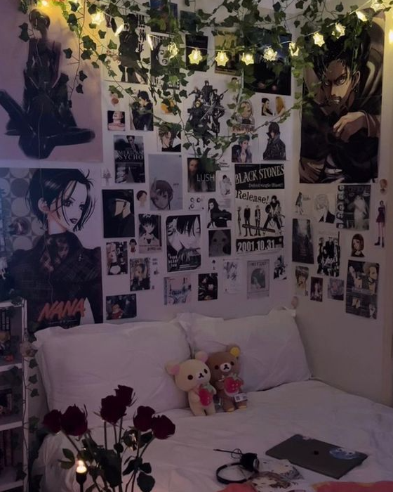 Grunge Bedroom Aesthetic - posters girl grunge bedroom