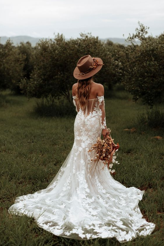 Ranch Wedding Dress   Boho Bridal Dream 2021 Enzoani Lace Wedding Dress