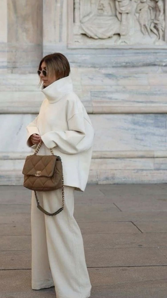 Winter Outfits 2023 - Cozy all white outfit