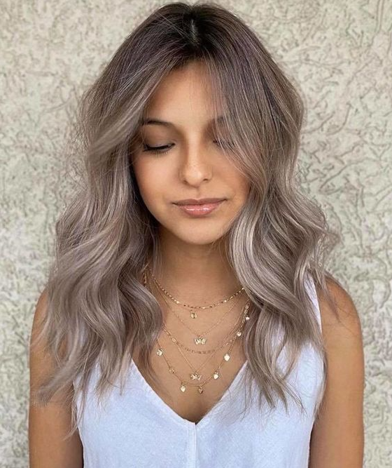 Hair Color Ideas For Blondes   The Prettiest Cool Toned Hair Color Ideas For Fall To Try