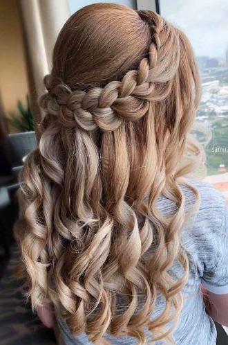 Hair Styles Up   Stylish And Cute Homecoming Hairstyles
