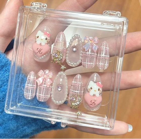 Nails Hello Kitty - Hello Kitty ribbon aesthetic nails