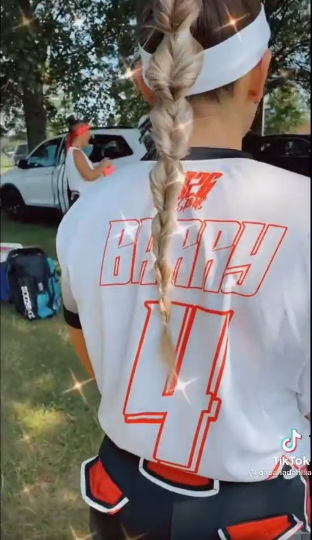 Softball Hairstyles   Athletic Bubble
