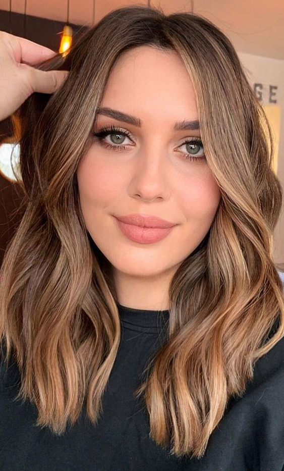 Spring Hair Color Ideas For Brunettes - Best Hair Colours To Look Younger Sun kissed brunette