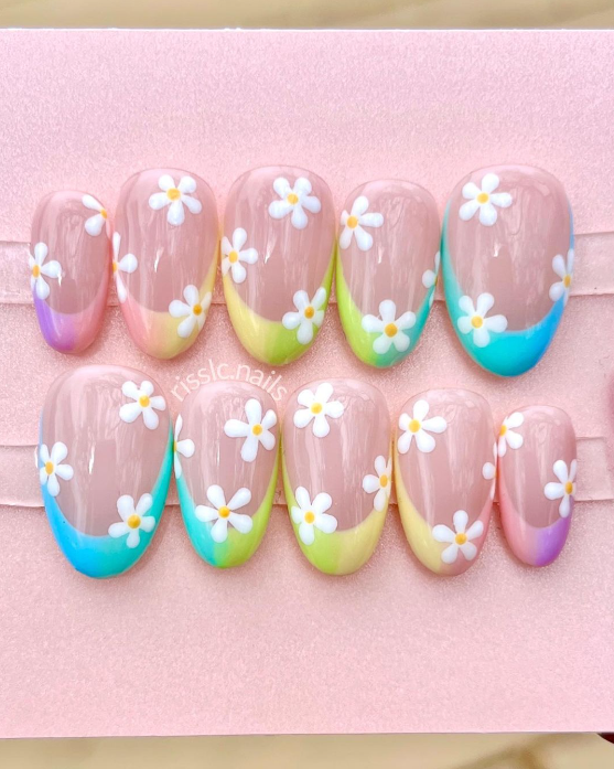 Amazing Early Summer Nails Ideas
