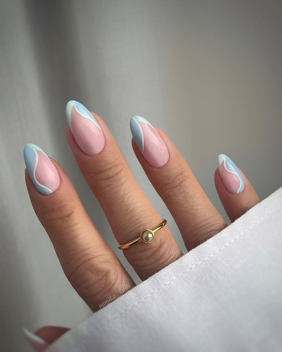 Gorgeous 2023 French Tip Nails Ideas