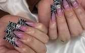 Pretty Zebra Nails Inspiration