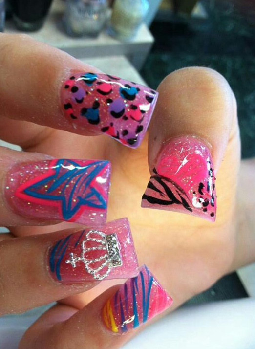 2000 Nail Art - Pink zebra nails