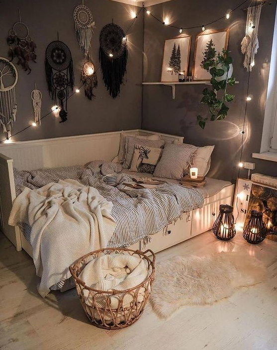 Aesthetic Room Decor Ideas   Lovely Bedroom Decor Ideas