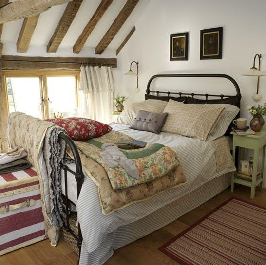 Cottage Bedroom   Cozy Cottage Bedroom