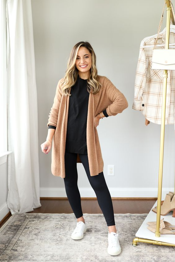 Deltopia Outfit   Petite Friendly Fall Outfits That Are Comfortable And