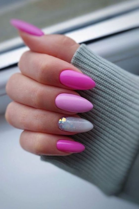 Barbie Nails - Barbie nails Le unghie sono rosa Barbie nails Le unghie sono rosa