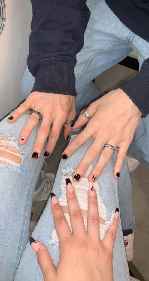 Nails With Initial   Black Nails With Bf Gf