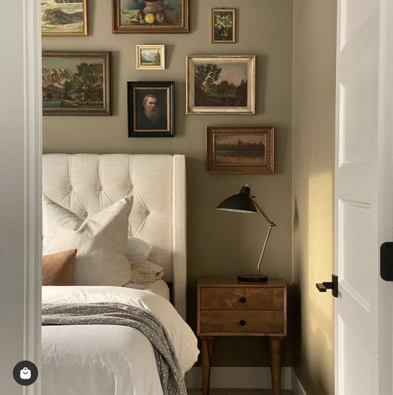Bedroom Gallery Wall - Tips for Hanging a Collected Vintage Gallery Wall