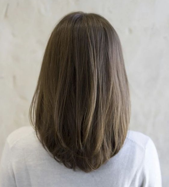 Hair Cuts Medium Length - U-shape haircut for thin hair Try this trend to make your hair gorgeous, thick and shiny