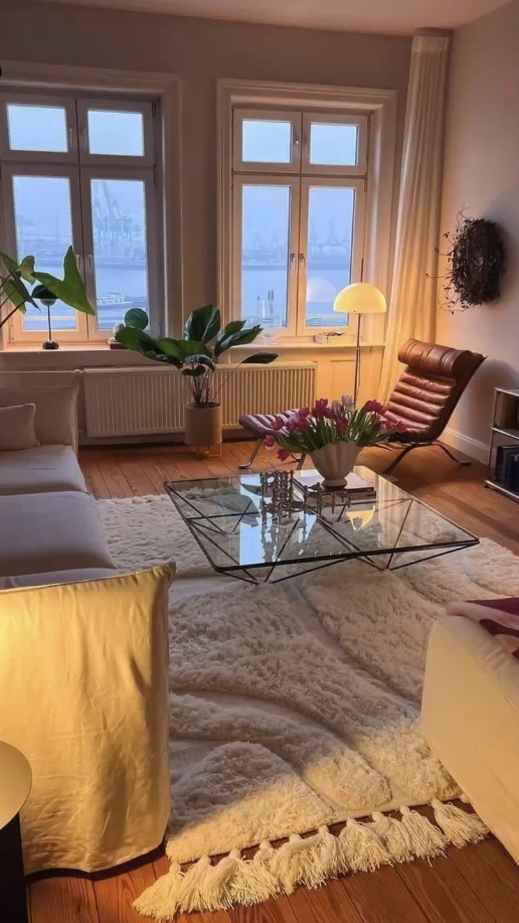 Warm Apartment Aesthetic - Warm apartment aesthetic living room