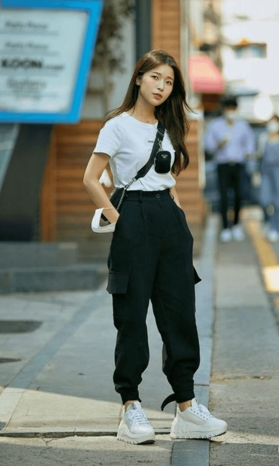 outfits ideas for school - Seriously Stylish Cargo Pants Outfit Ideas for Women in 2023
