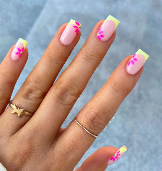 Amazing New Trendy Nails Picture