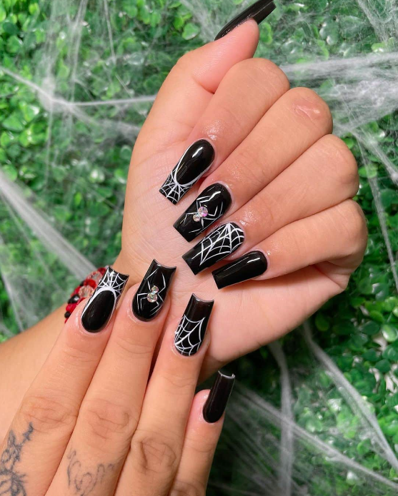 Awesome Halloween Nail Designs Inspiration