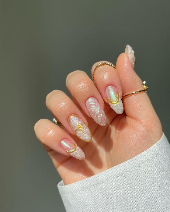 Best New Trendy Nail Art Picture