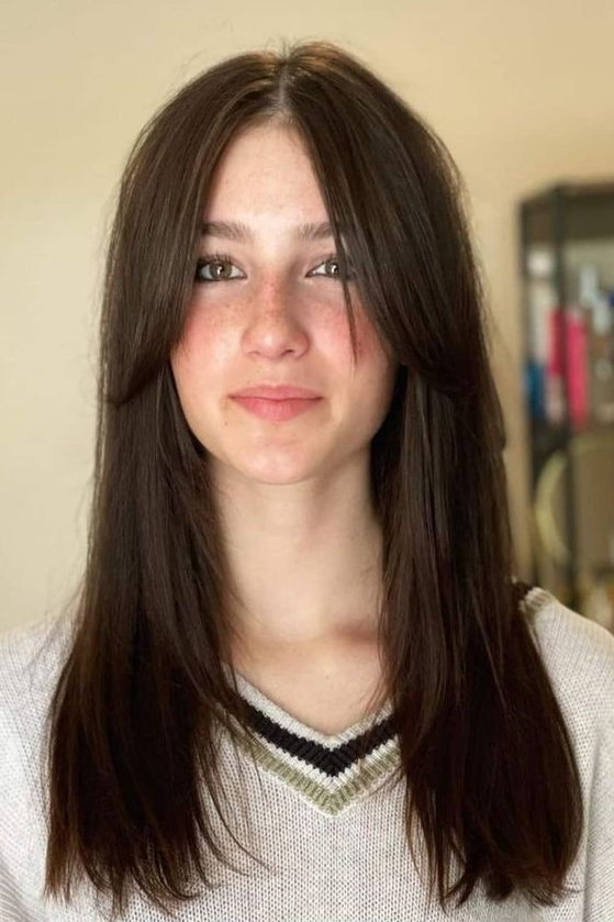 Hairstyles Straight Hair - Spectacular Photos of Curtain Bangs for Straight Hair and How to Wear It Best