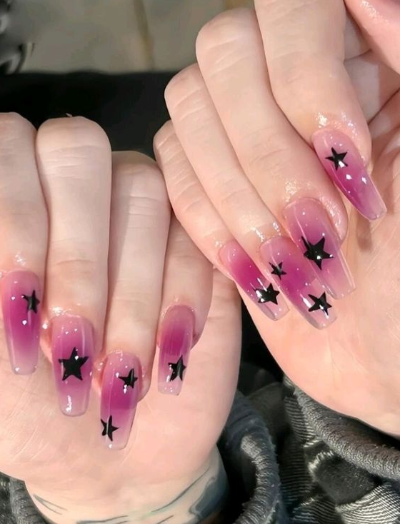 Nails y2k - Pink fake nails y2k fake nails black stars on pink nails