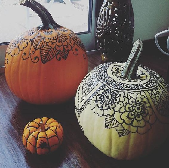 No-Carve Pumpkin Ideas - Henna Pumpkin