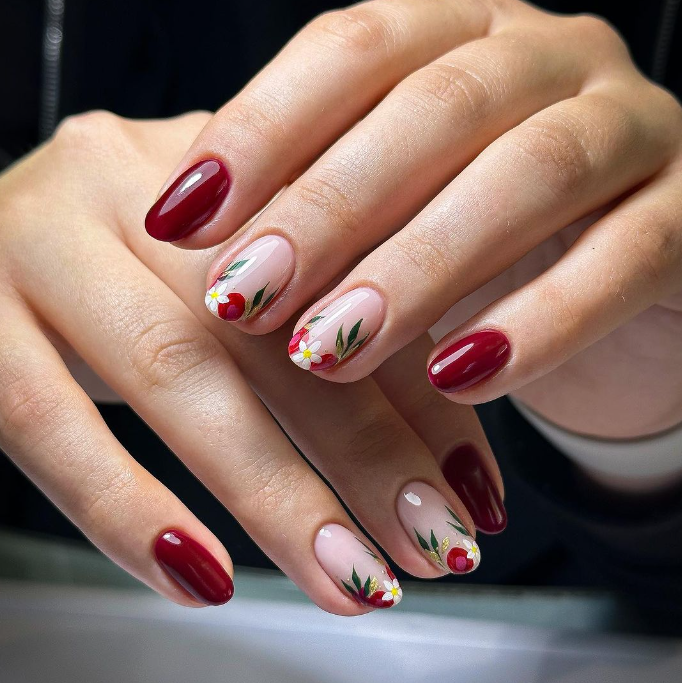 Amazing Holiday Nails For 2023 Ideas