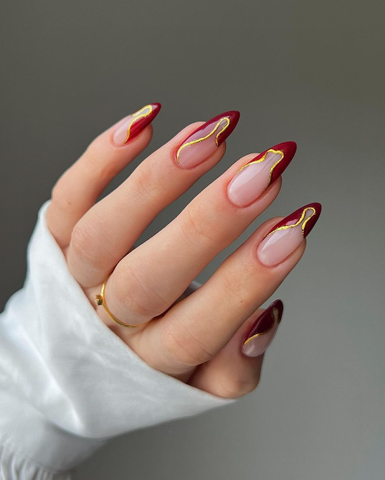 Best Holiday Nails For 2023 Photo