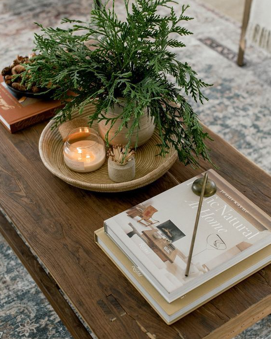 Coffe Table Arrangment   Coffee Table Style Guide
