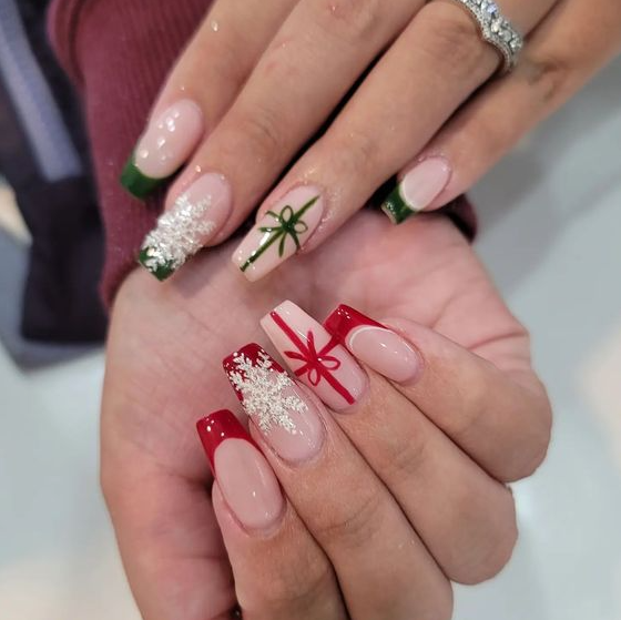 Holiday Nail Ideas   Ideas For Festive Red And Green Nails 2023