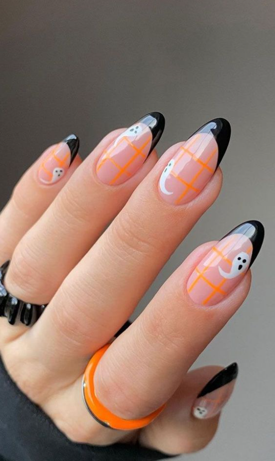 Nail Shapes For Chubby Fingers   Top Spooky Disney And Cute Halloween Nails