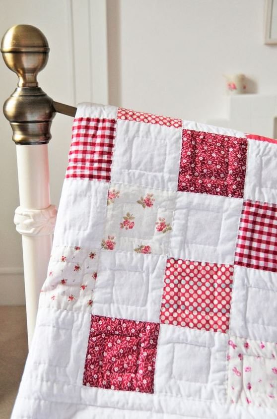 Red & White Checkerboard Quilt Pattern