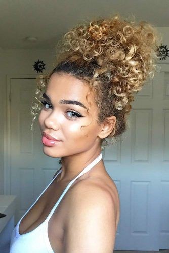 Sassy Short Curly Hairstyles To Wear At Any Age
