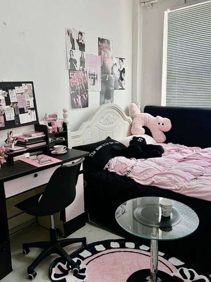 Kuromi Room   Black Pink Aesthetic Cute Bed Room Decor Inspo Idea