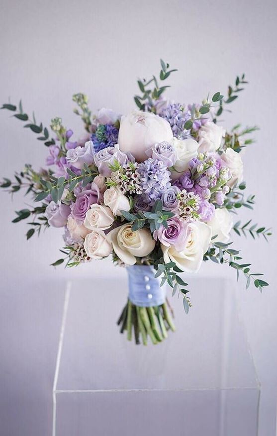 Wedding Flowers Bouquet   Spring Wedding Colors Discover Trendy Palette & Scheme Inspirations
