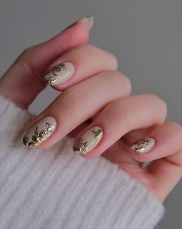 Elegantly Simple Nails For 2024 Gallery