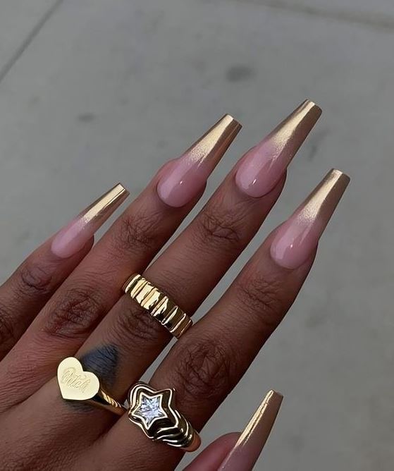 Coffin Nails   Chic And Dramatic Chrome Nails Stylish Nails Gold Nails Gel Nails Golden Nails Nail Designs Nail Art