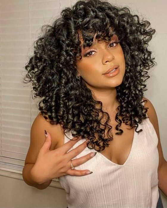 Curly Hair Cut   Curly Hair Styles Layered Curly Hair Haircuts For Curly Hair Curly Hair Cuts Curly Hair Inspiration Medium Lenght Curly Hair