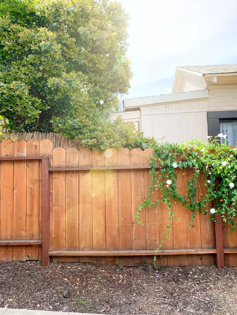 Wood Fence Ideas   Try A Stepped Fence