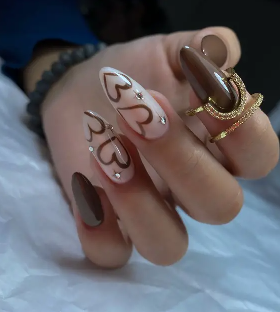 Autumn Nail Trends   Sculptural Elegance