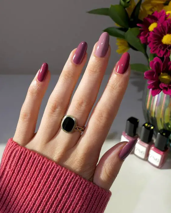 Autumn Nail Trends   Sophisticated Plum Gradient