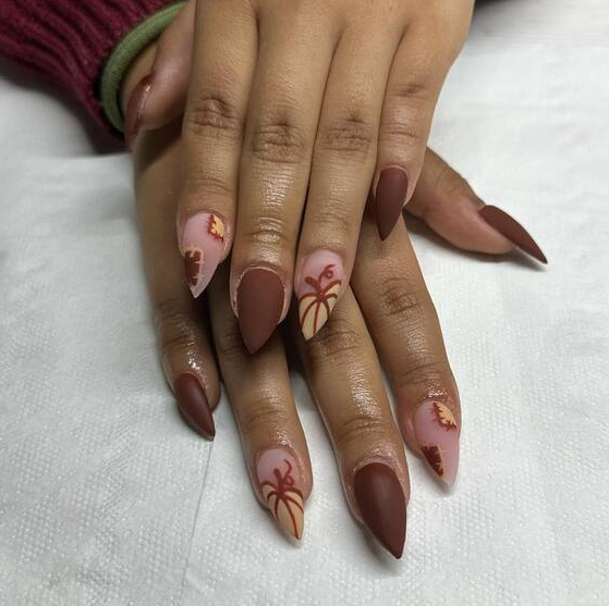 Fall Themed Nails   Elegant Autumn Ombre