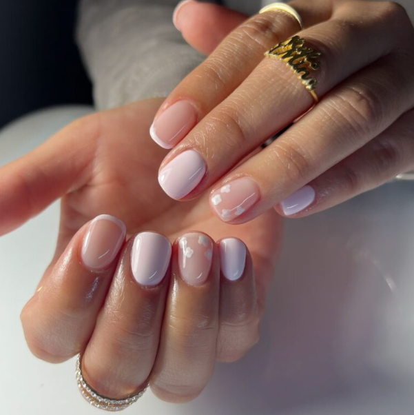 Pretty Simple Summer 2024 Nails Photo