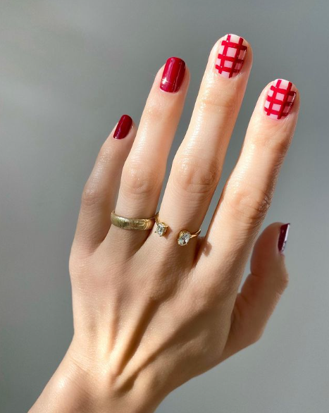 This Ribbon Manicure For School