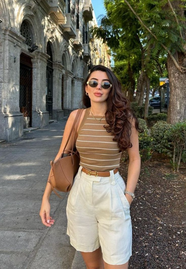 Fabulous Linen Shorts Outfit Ideas Perfect For The Season Fashion Stylish Summer Outfits Outfits Short Outfits Chic Travel Outfit Fashion Outfits