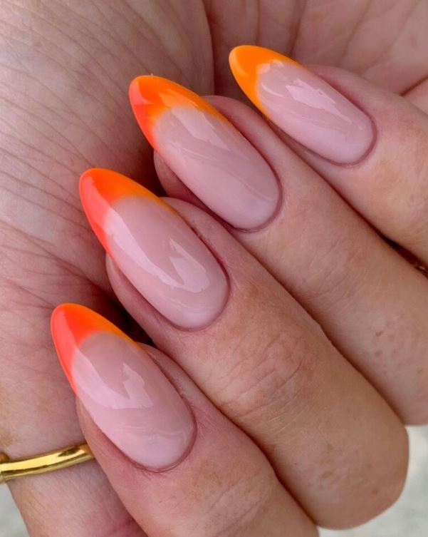 Gorgeous Almond Nail Designs Inspiration