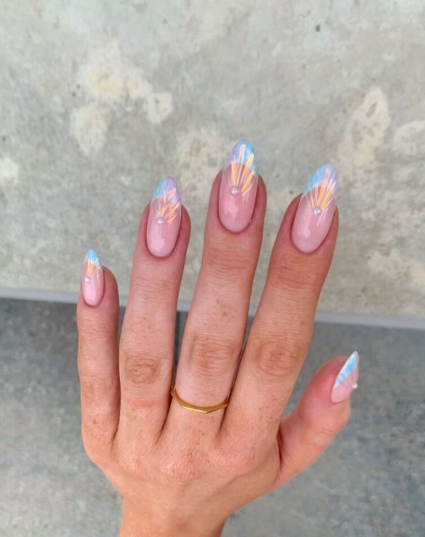 Gorgeous Almond Nail Designs Picture