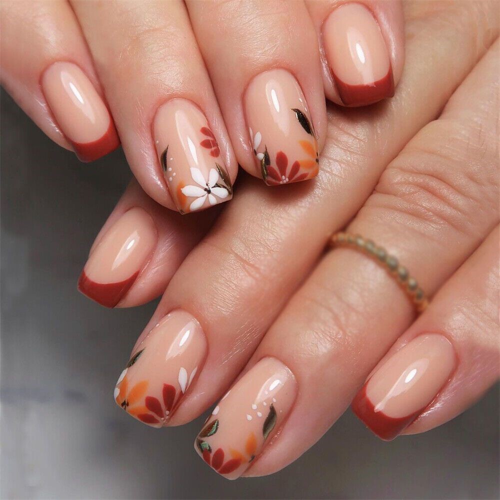 Thanksgiving Day Flower Fake Nail Short Square Press On Nails For Nail Art Floral Nails Gel Nails Stylish Nails Simple Nails Nail Designs Nail Colors